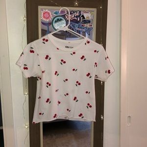 white cut off cropped t-shirt w/ cherries!